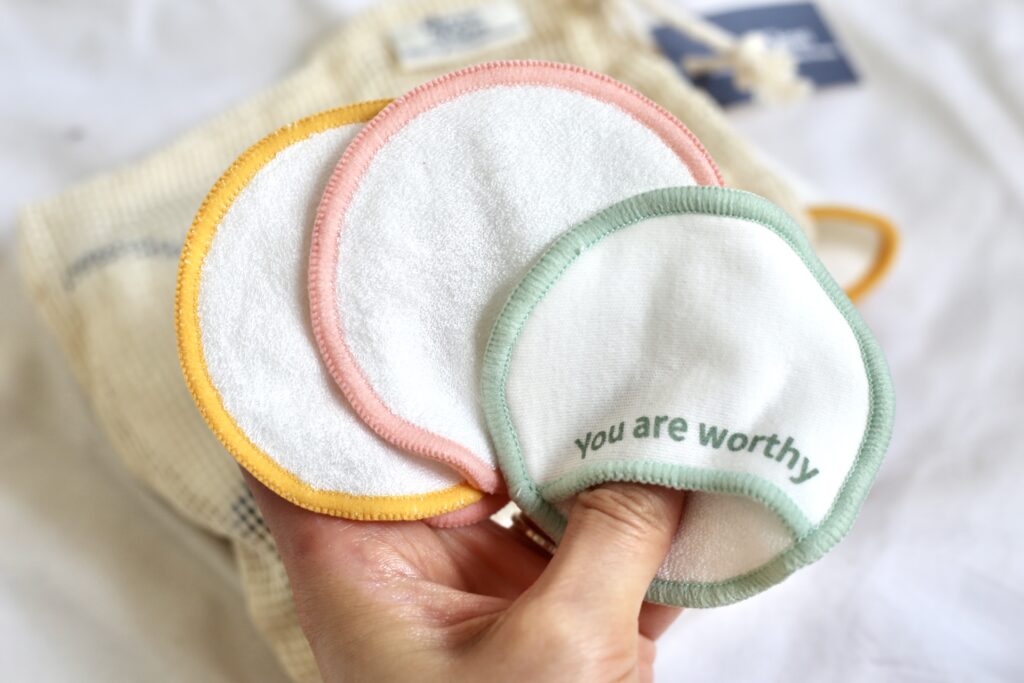 three ships cosmetic round makeup remover