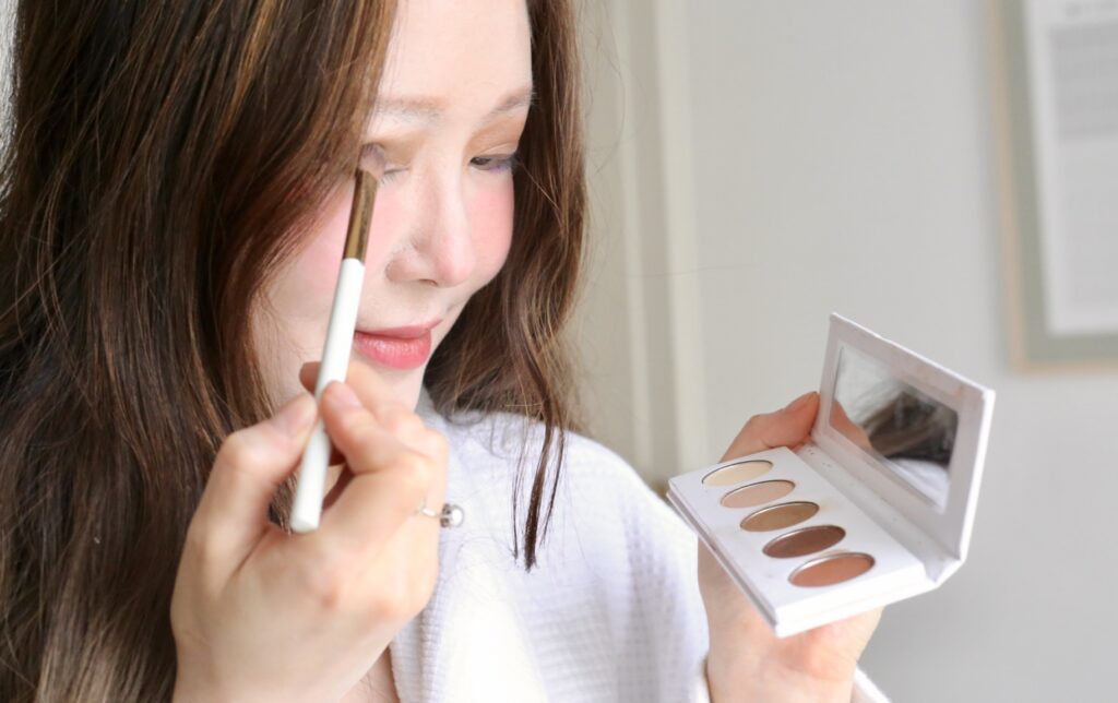 natural eyeshadow non toxic ingredients