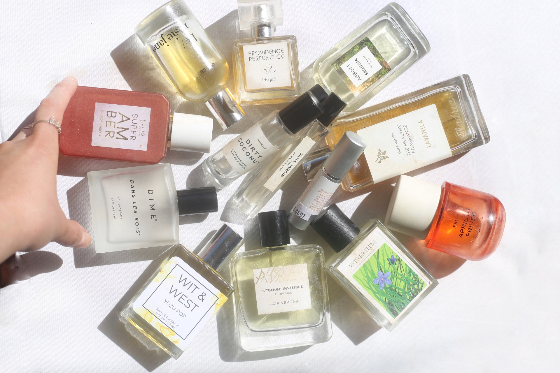 I Tried the Best Non-Toxic Perfumes (here’s what I think!)