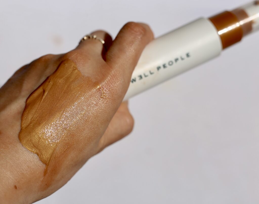well people bronzing serum clean natural